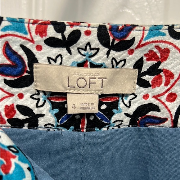 LOFT Blue and White Pencil Skirt Knee-Length Work Style - Picture 2 of 5